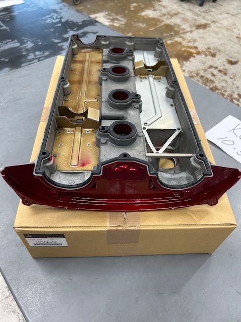 Engine - Intake/Fuel - EVO 8 valve cover - Used - All Years  All Models - Philadelphia, PA 19102, United States