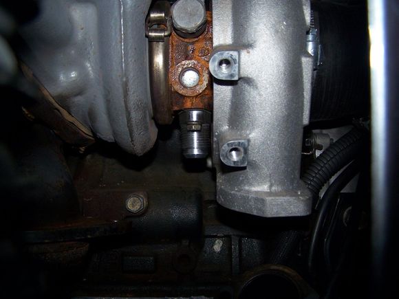 Oil Line Fitting 1