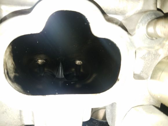 Intake port 4