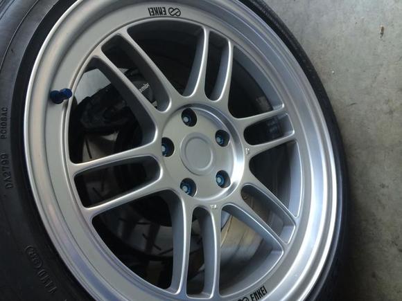 Enkie RPF1's homemade center caps.