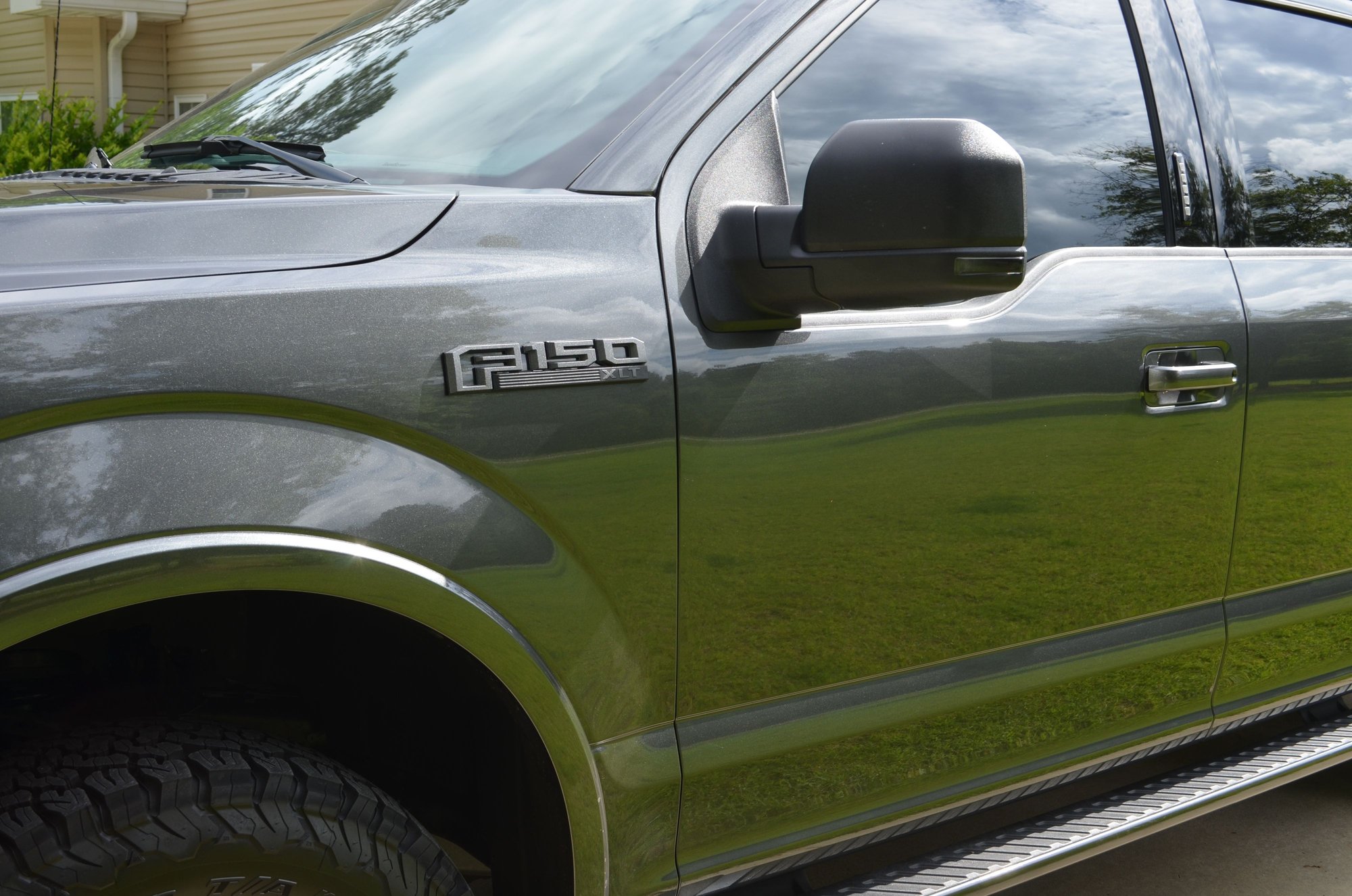 my first attempt at Plasti dip (fender emblems) Ford F150 Forum
