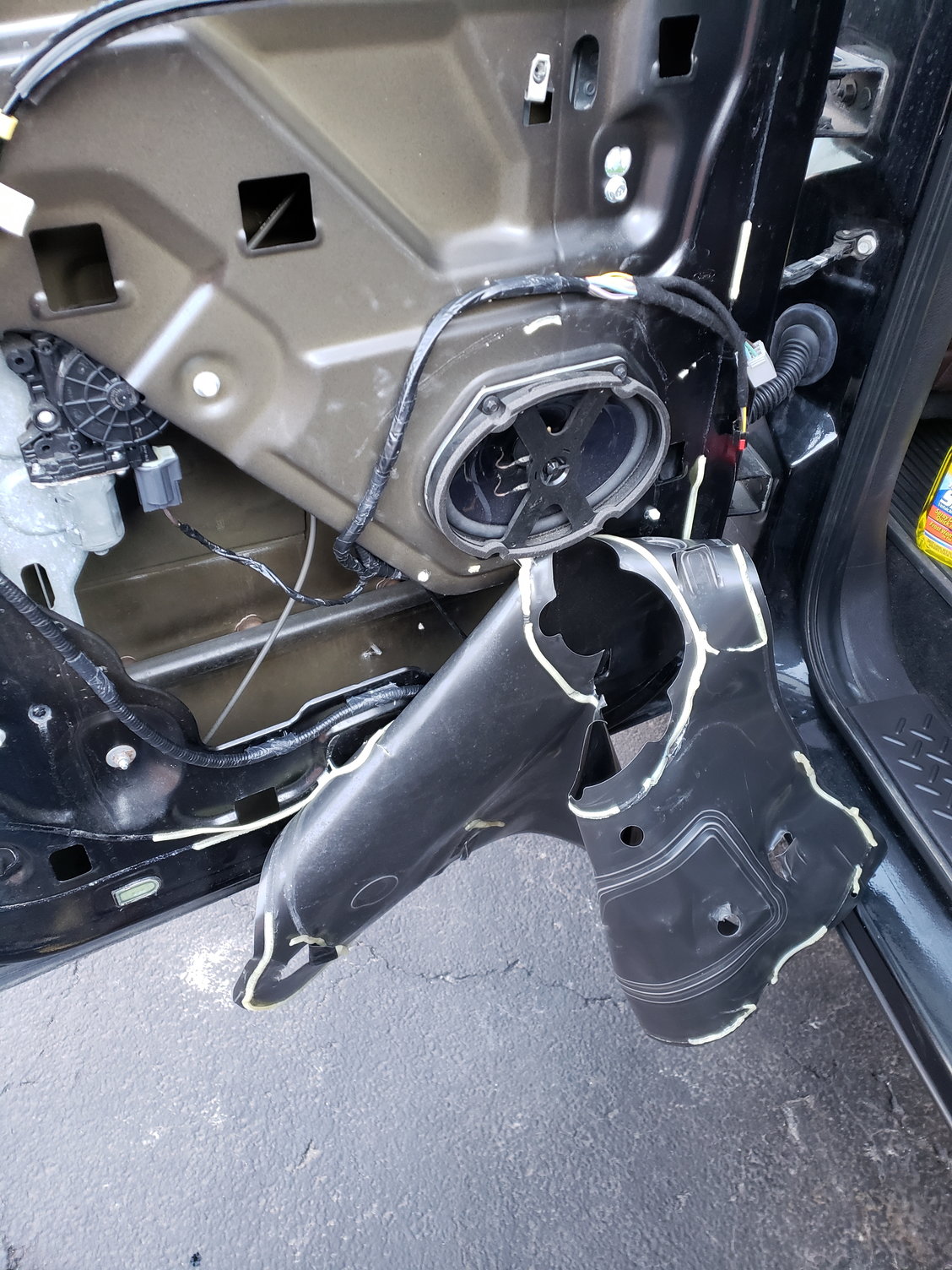 Left Rear Door Wiring - Ford F150 Forum - Community of Ford Truck Fans 2006 Ford F150 Door Ajar Switch Location