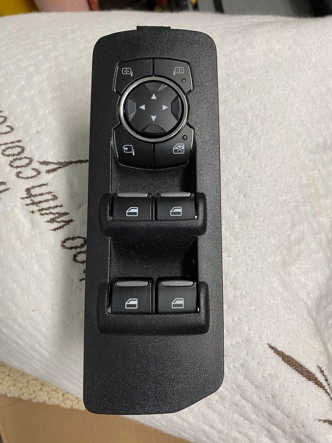 Want to Buy [Northeast] 2019 F150 POWER FOLD Mirror SWITCH Ford F150