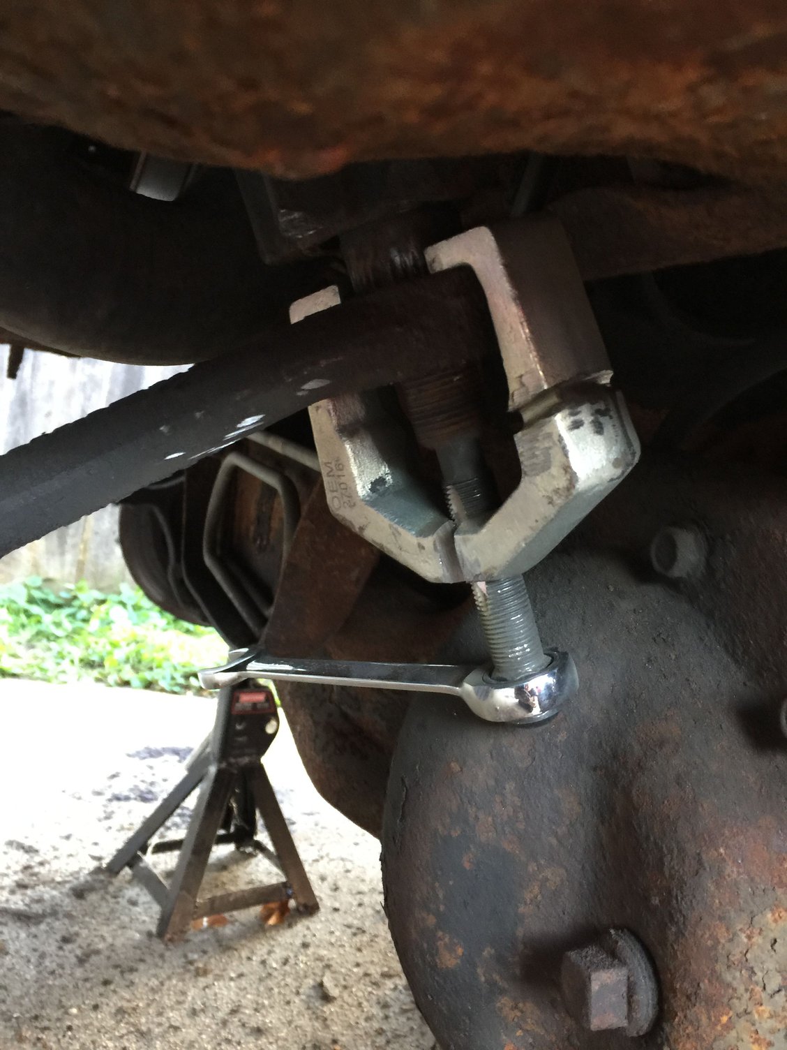 Pitman Arm Puller Stuck On Pitman arm Ford F150 Forum Community of
