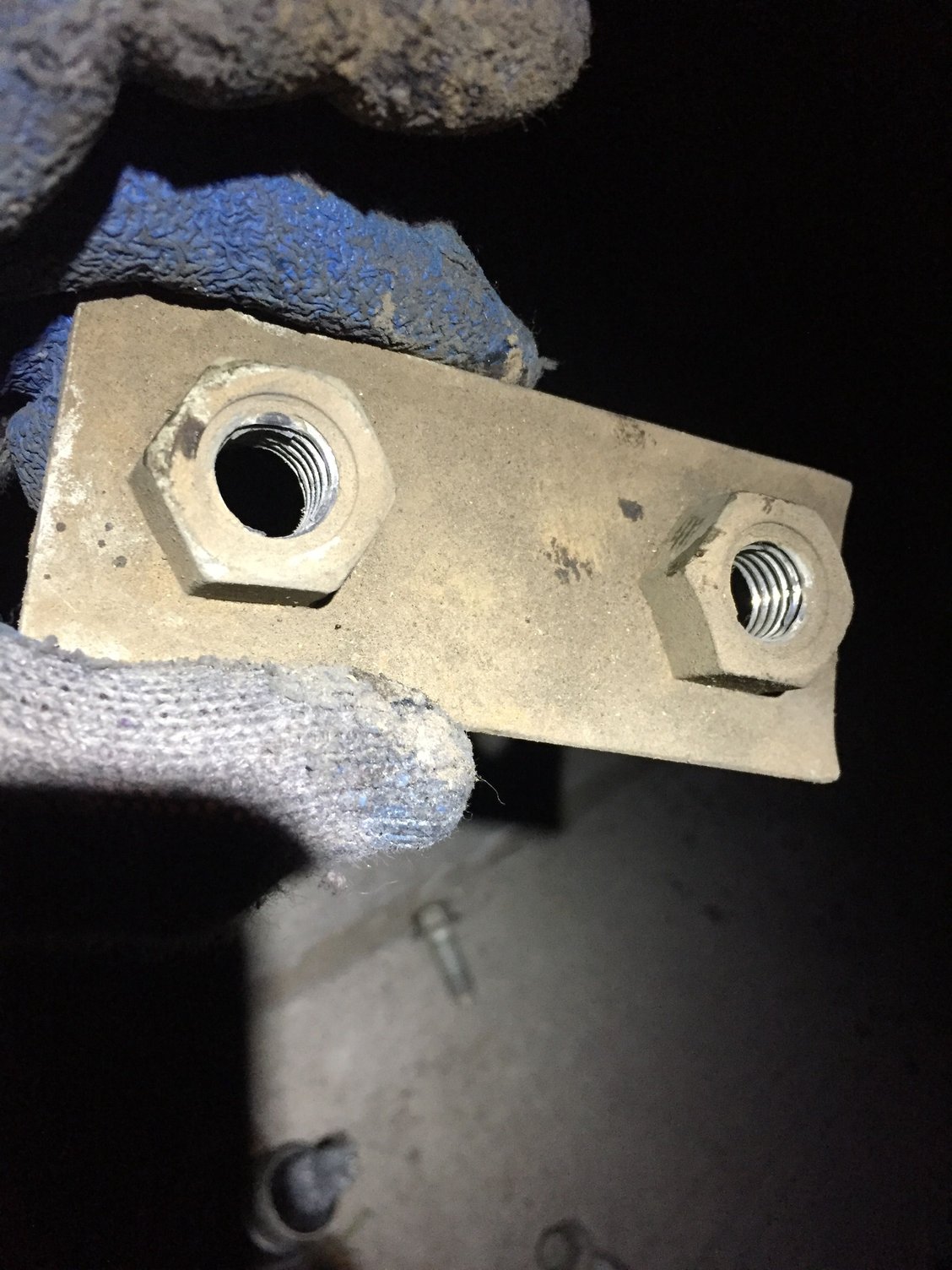 Grease on hitch receiver bolt mount points? Ford F150 Forum