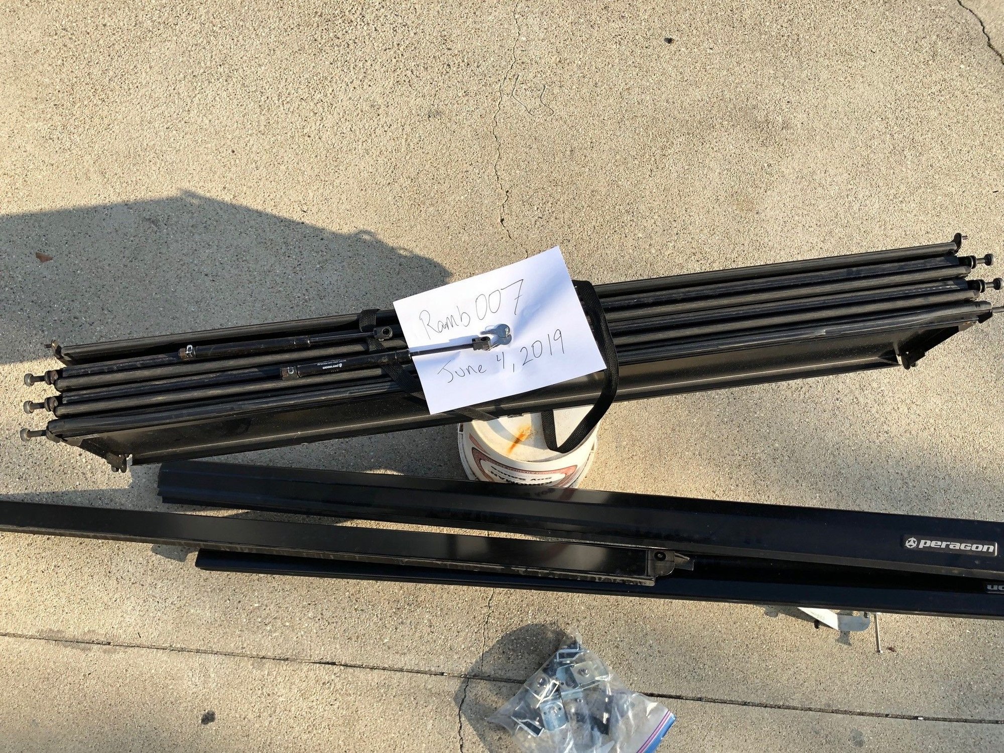 Peragon Bed Cover 5.5' Short Bed Ford F150 Forum Community of