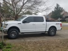 2015 XLT with 2" RC level kit, front only,  on 2019 raptor orm rims and 315/70R17.  No rubbing, no spacers. 