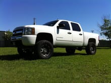 Mcgaughys 7" lift with 20x10 and 35s done at Status Custom Shop in Rockwall, Tx (972)772_0146