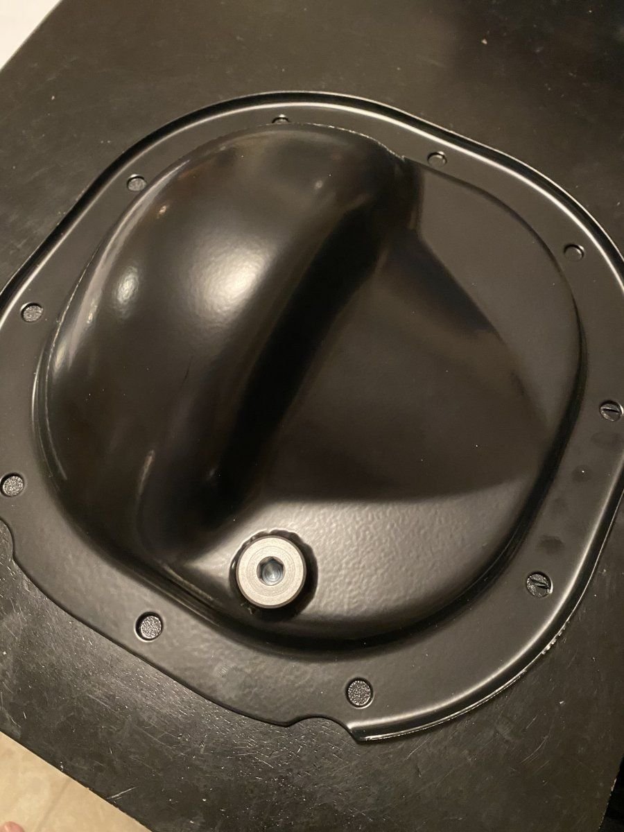 Are there any aftermarket front diff covers with drain plugs? Ford