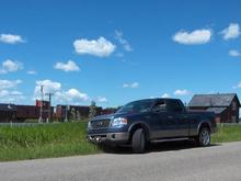 In Southern Alberta, with a train in the background.
Pre-Bilstein 5100 (leveling) shocks and Firestone bags