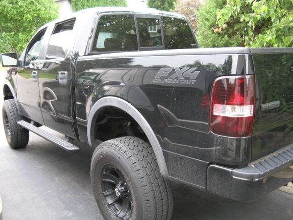 Tinted (nightshade) tails