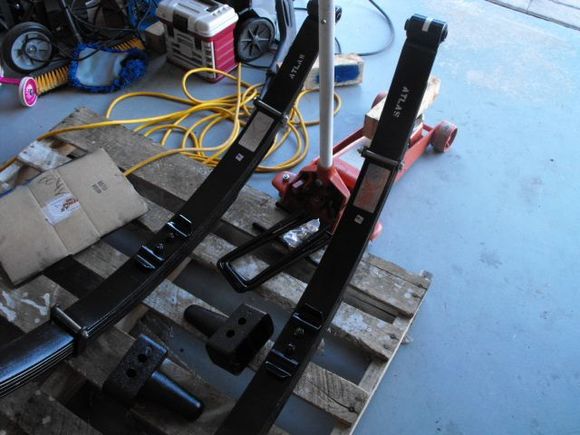 11" inch Atlas Springs ad 3" Ready Lift Blocks
