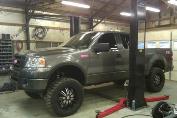7months later 6" Fabtech 35" Federals 20" Cruiser Alloys