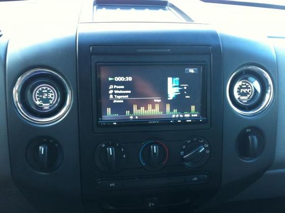 some pro sport gauges with roush vent pods
