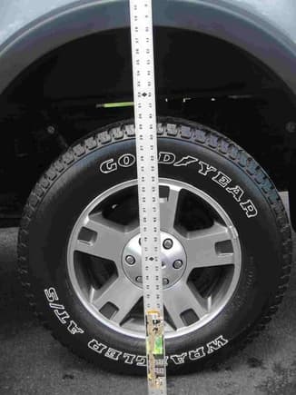 04 F150 rear wheel measurement