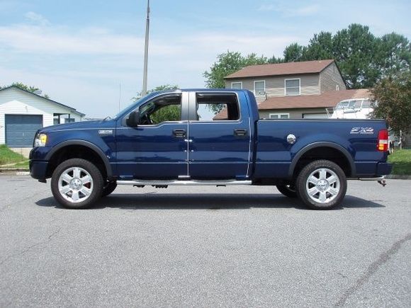 leveled with 2" topgunz level kit