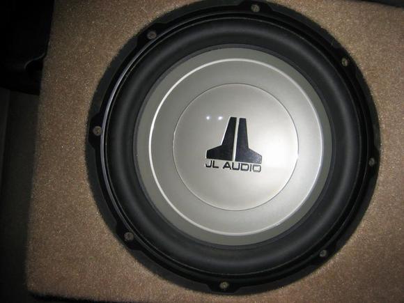 2 x JL 10w1's... Sound Wonderful