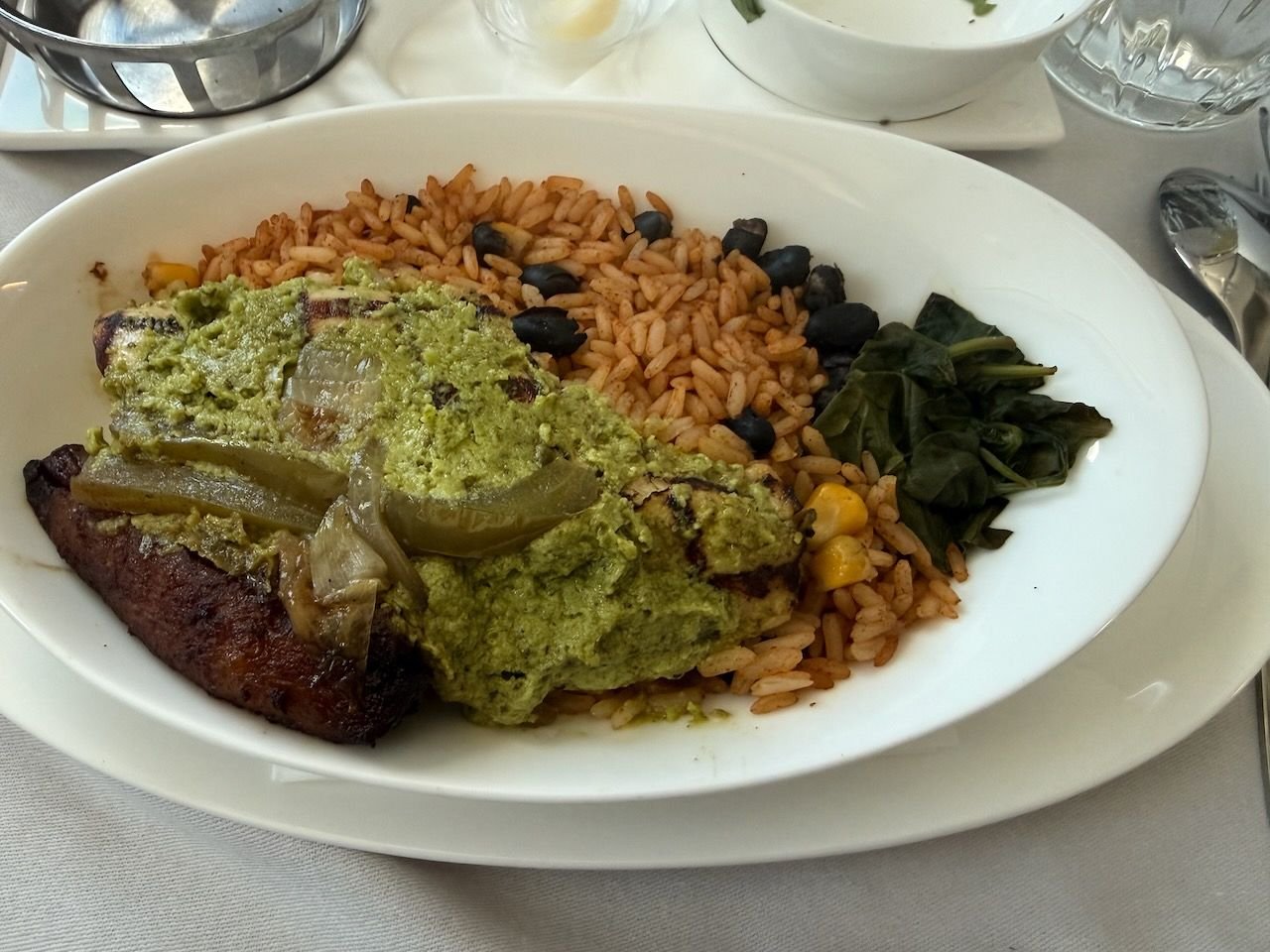 The chicken was dry but otherwise I wasnt angry at the Mexican-inspired main.  A crema or salsa would have made this dish complete though.