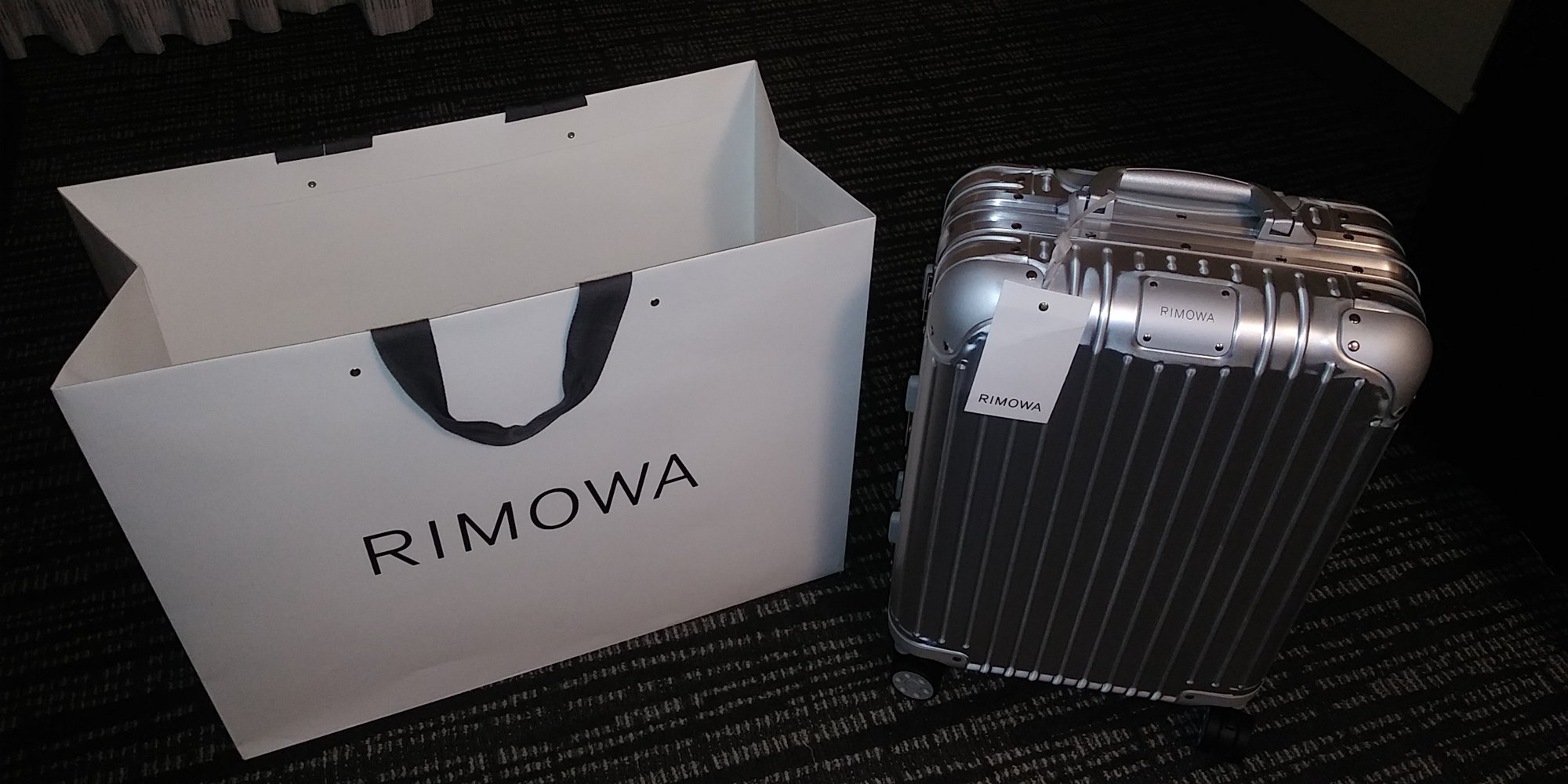 rimowa supreme - Prices and Promotions - Nov 2023