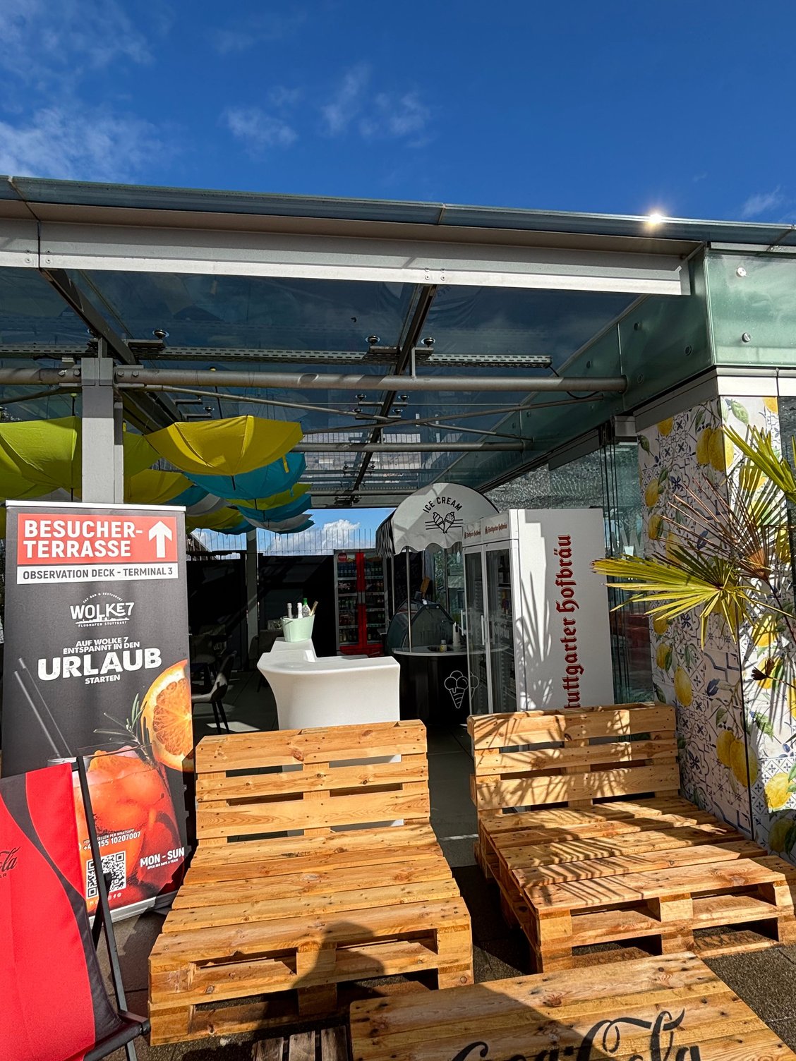 Viewing terrace with cafe 