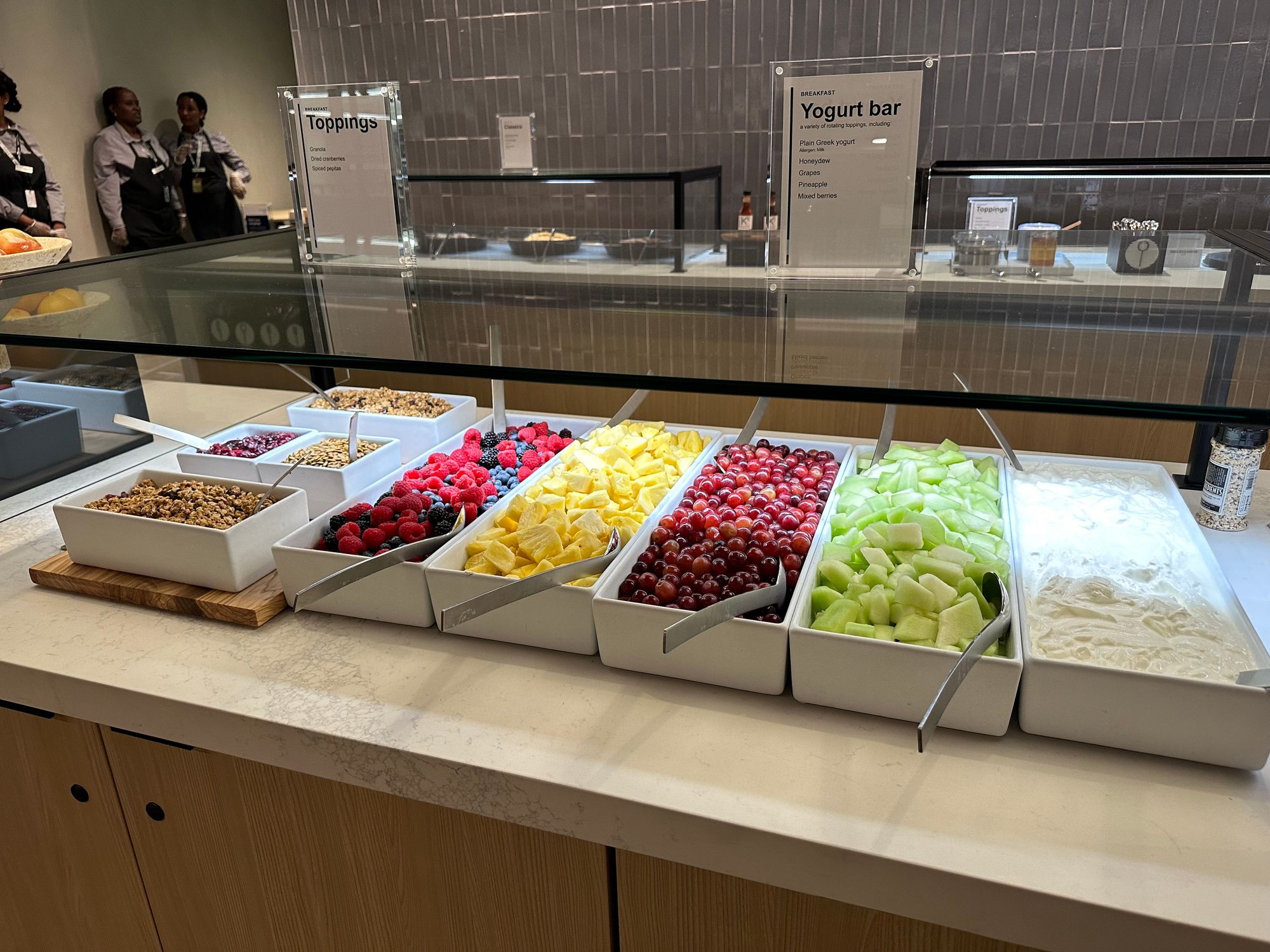 Which DEN Club? B East B44 Club Fly B60 & A West A25; B West B32 closed