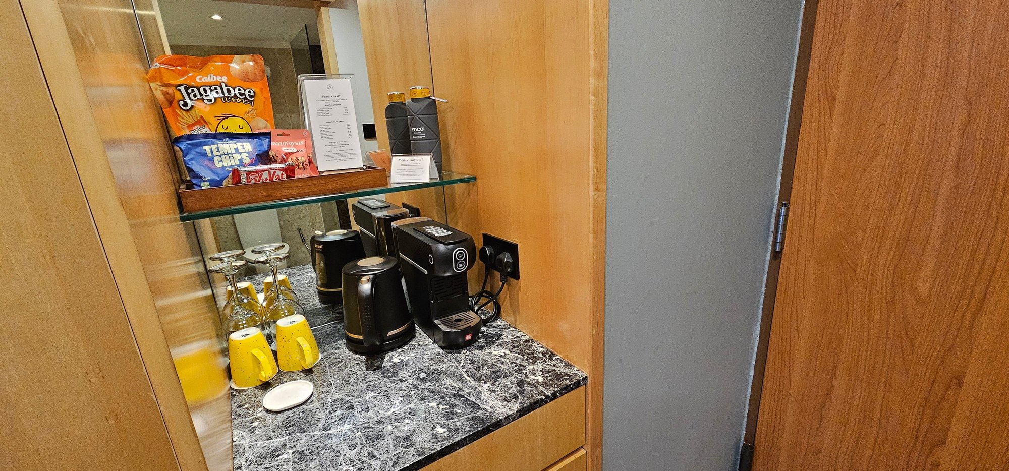 Coffee machine and snacks for a few $.