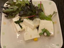 Tofu salad with special sesame dressing 
