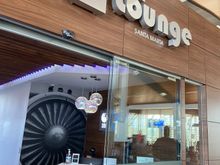 Entrance to lounge. 