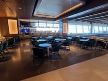 A lot of different sitting areas. 