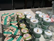 Oatmeal and cereal (Raisin Bran, Cheerios)