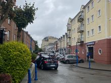 The area outside the hotel 