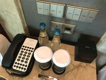 Bedside power is universal prong + USB A