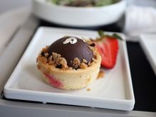 Air France Light snack, DXB-CDG, October 2022
"chocolate treat; assorted fresh fruit”