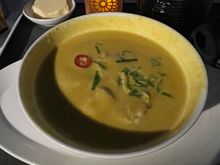 Laksa soup with Tofu - one of the best QR soups I’ve had definitely 5/5