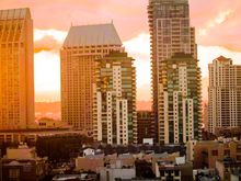 San Diego Hotel indigo gas lamp