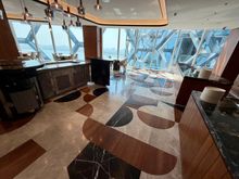 Executive lounge - dining area