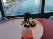 Noxe Japanese lounge. 