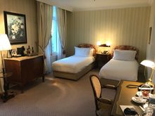 Layout of the twin beds