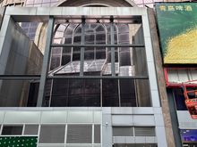 Broadway entrance