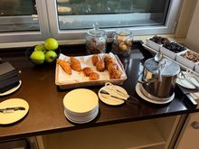 Breakfast in the club lounge in the morning