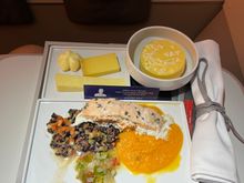 Normally I detest Salmon but this was cooked so I was good with it. 7/10---On these short hops usually the dessert on the tray is the only thing worthy.