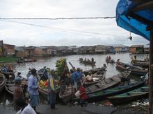 Boats pulled up at Belen market. Lots of exotic fruits for sale there.