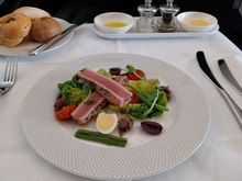 nicoise style tuna