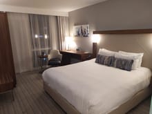 Bedroom in the Courtyard by Marriott at London City Airport 
