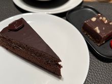 Chocolate Cakes, Haagen Das Ice Cream & Berries 