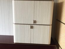 Wet bar