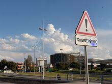 There was a yellow thunderstorm warning from Météo France, and these clouds bubbling up to the south were an indication of that
