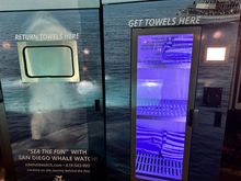 Towel vending machine