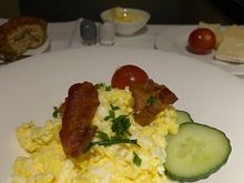 Breakfast (Eggs, chives, bacon)