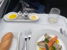 
Starter, hot smoked salmon — quite nice with the truffled artichoke cream but the salmon was tasteless. 
